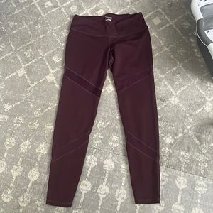 Old Navy maroon leggings